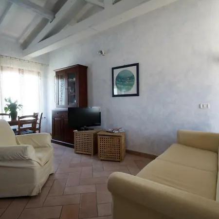 Apartment Casa A 50 Mt Dal Mare Con Piscina A
